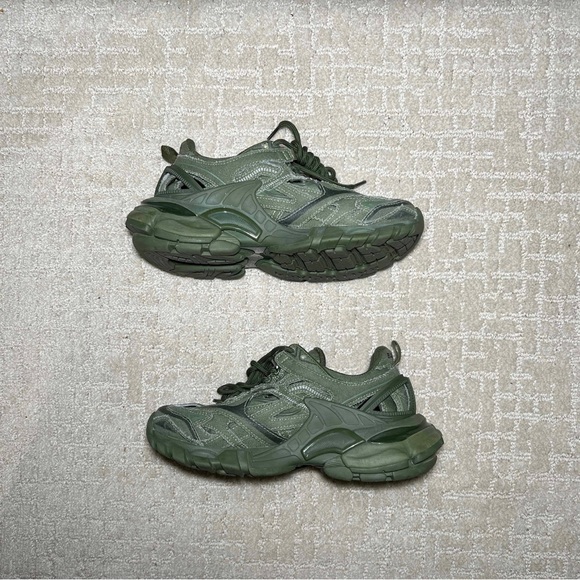 Authentic Balenciaga Track Cut Out Sneakers - Picture 5 of 12